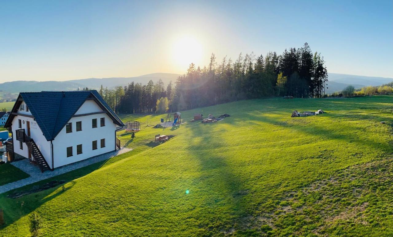 Horske Apartmany Bily Vlk Vaclavov u Bruntalu Exteriör bild