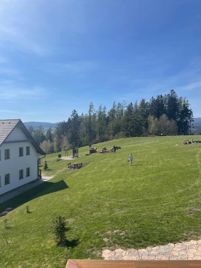 Horske Apartmany Bily Vlk Vaclavov u Bruntalu Exteriör bild