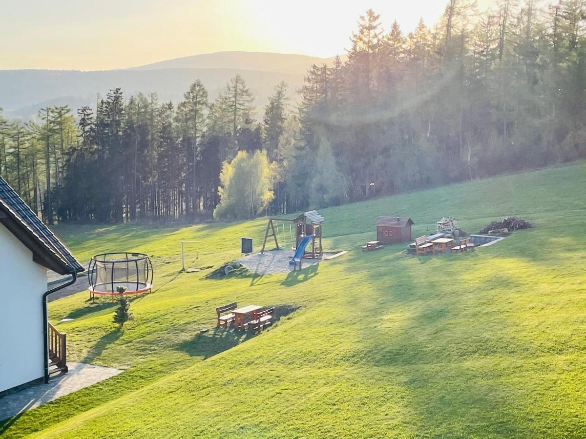 Horske Apartmany Bily Vlk Vaclavov u Bruntalu Exteriör bild