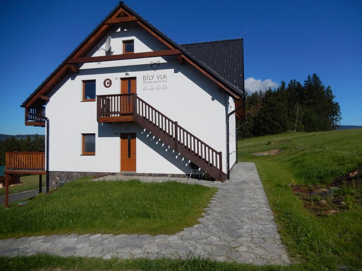 Horske Apartmany Bily Vlk Vaclavov u Bruntalu Exteriör bild