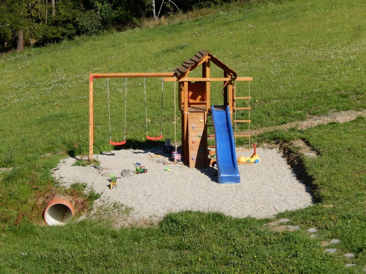 Horske Apartmany Bily Vlk Vaclavov u Bruntalu Exteriör bild