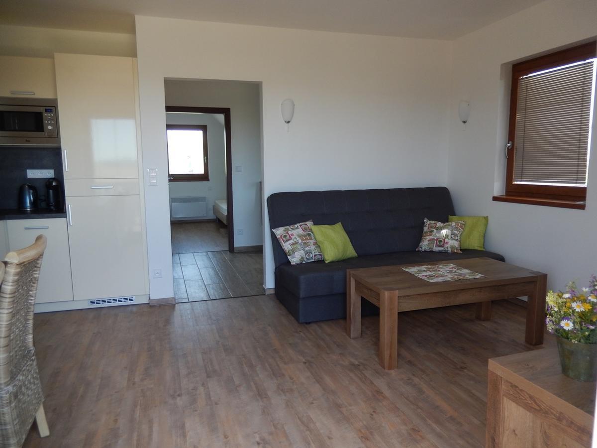 Horske Apartmany Bily Vlk Vaclavov u Bruntalu Exteriör bild